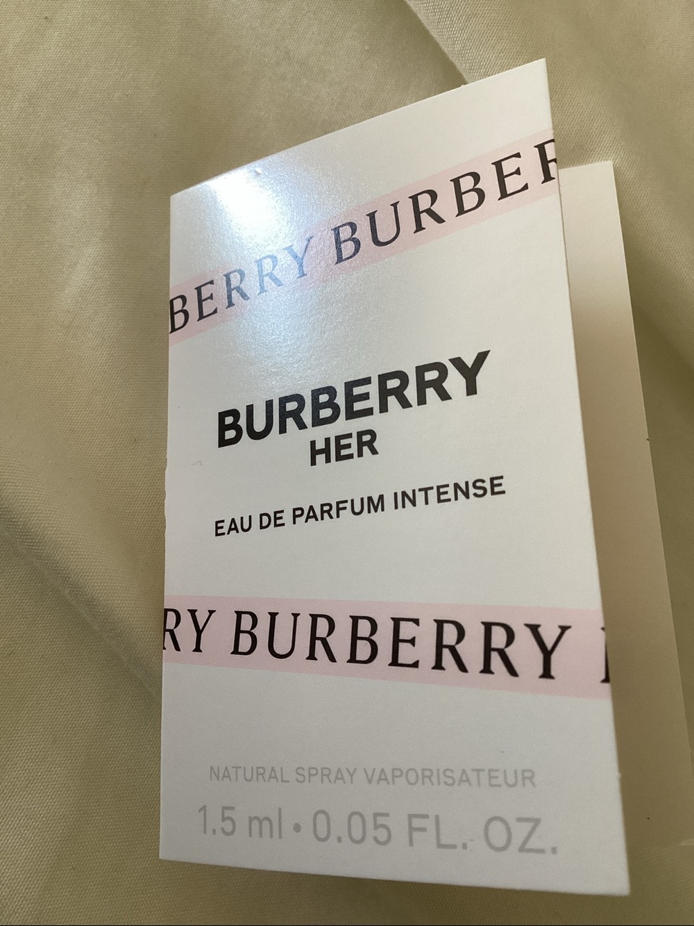 Burberry Samples 5 (2 men (3 women Mason Francis Kurkdjian Paris 5 women - Picture 2 of 10